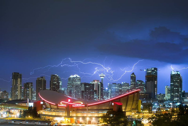 Illustration for article titled This lightning photo is so amazing that I thought it was fake
